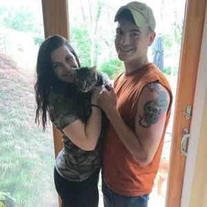 Meet your Posher, Tom